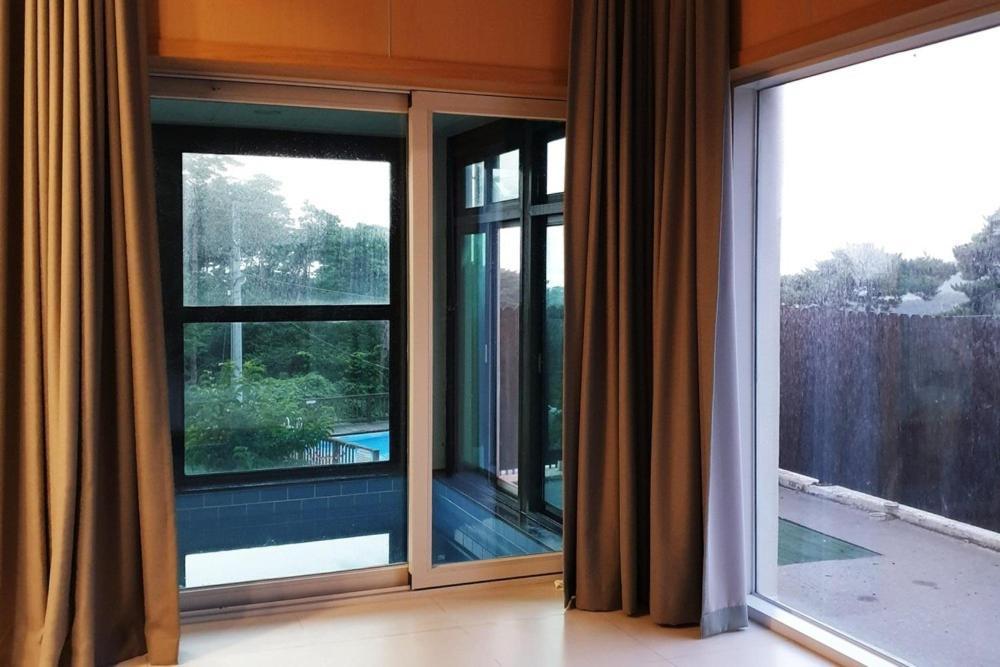 The Mare Pool Villa Pension Taean Buitenkant foto