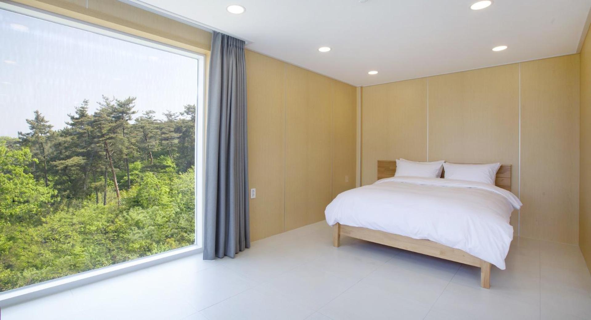 The Mare Pool Villa Pension Taean Buitenkant foto